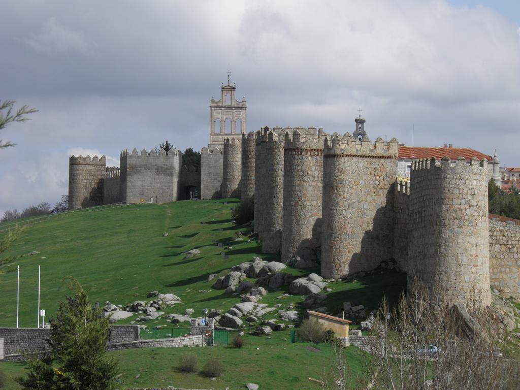 Vut Los Telares Muralla Авила Номер фото